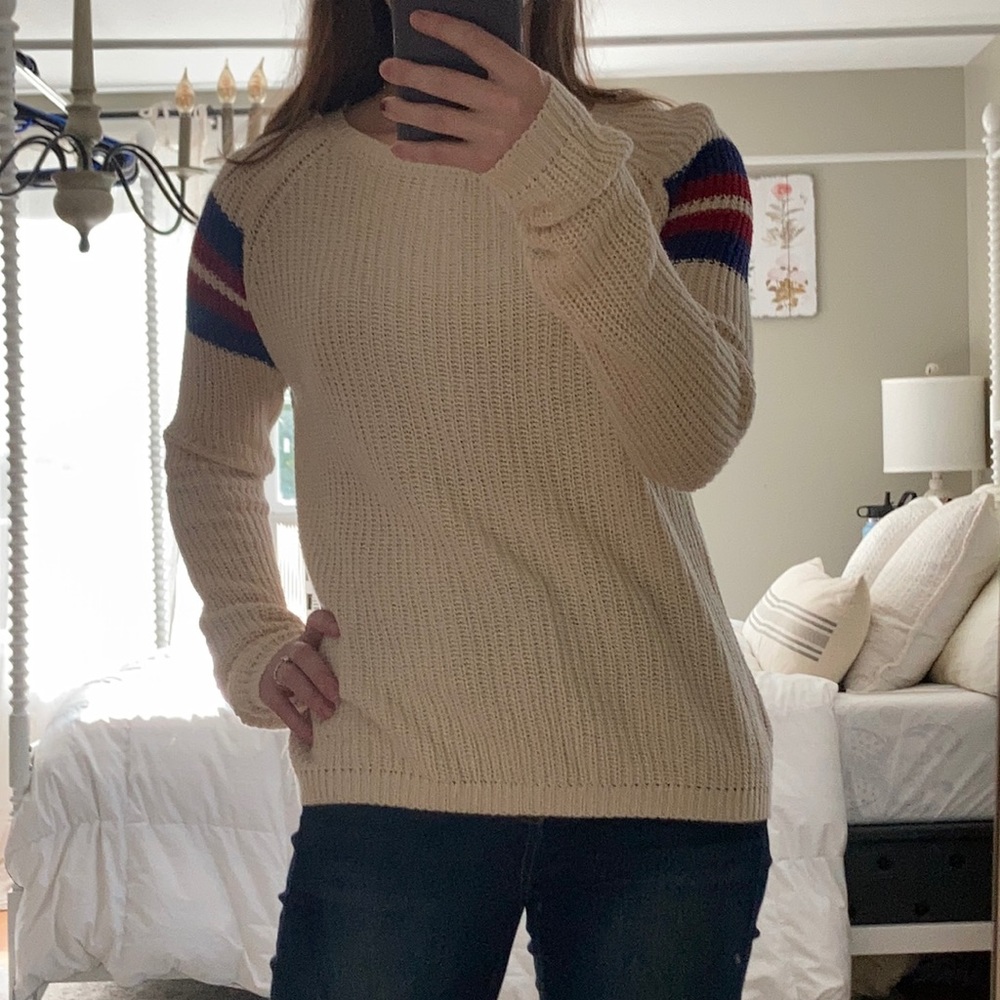 Forever 21 Knit Sweater in Cream M
